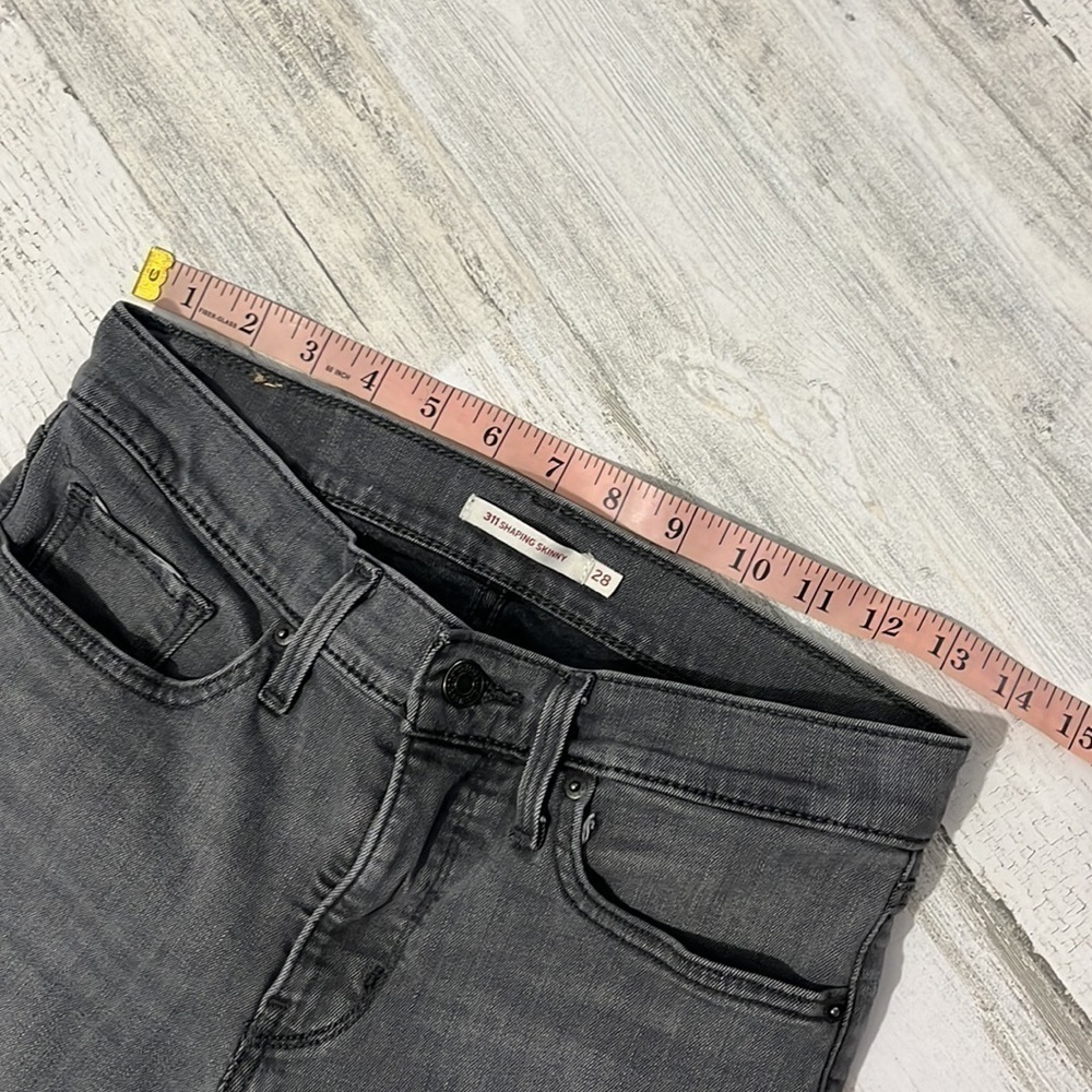 Levi’s Gray 311 Shaping Skinny Jeans Size 28 - Picture 7 of 9